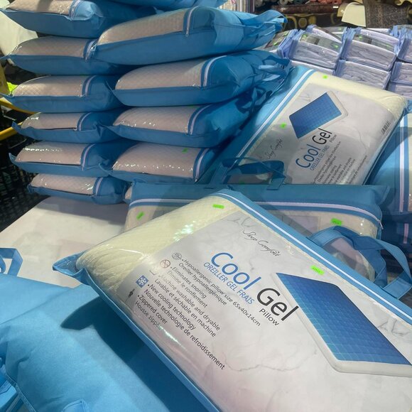 Cool Gel Pillow by Sleep Comfort โ ONLY $20! - Picture 1 of 6